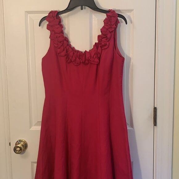 JESSICA HOWARD SLEEVELESS DRESS FIT AND FLARE WITH FABRIC FLOWERS AT SCOOP NECK - Picture 3 of 12